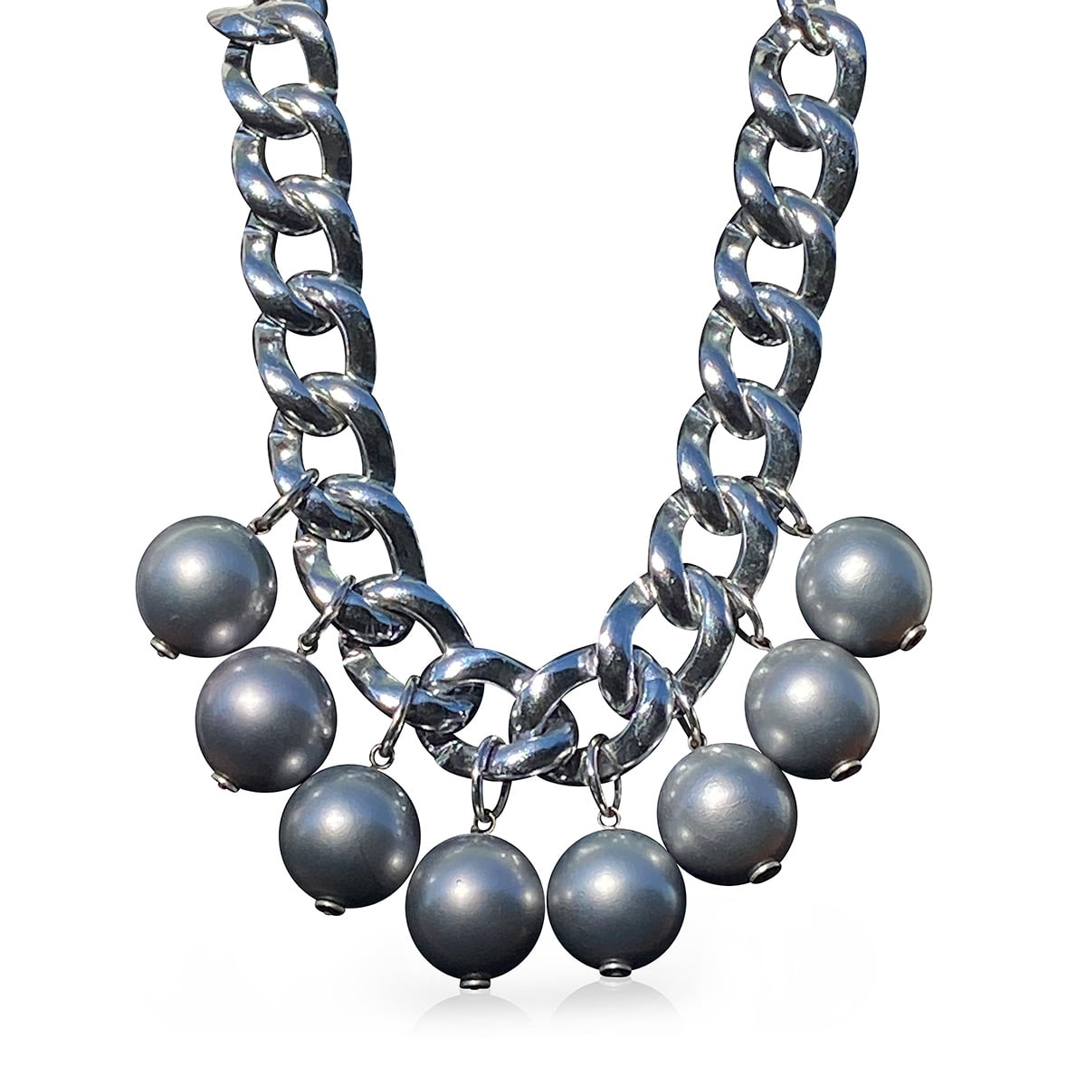 Large grey pearl necklace